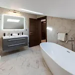 Dom wakacyjny In Mit Privatem Pool By Interhome Pula
