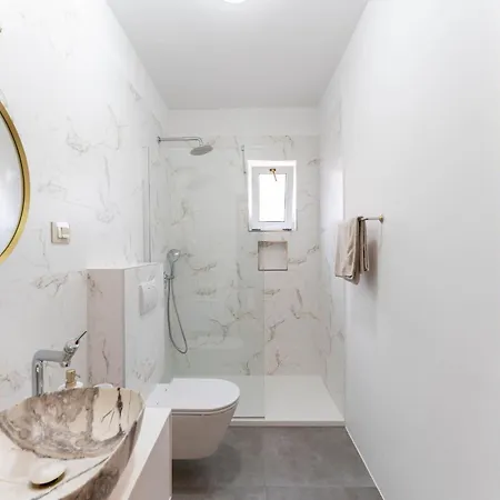 Будинок відпочинку In Mit Privatem Pool By Interhome Пула