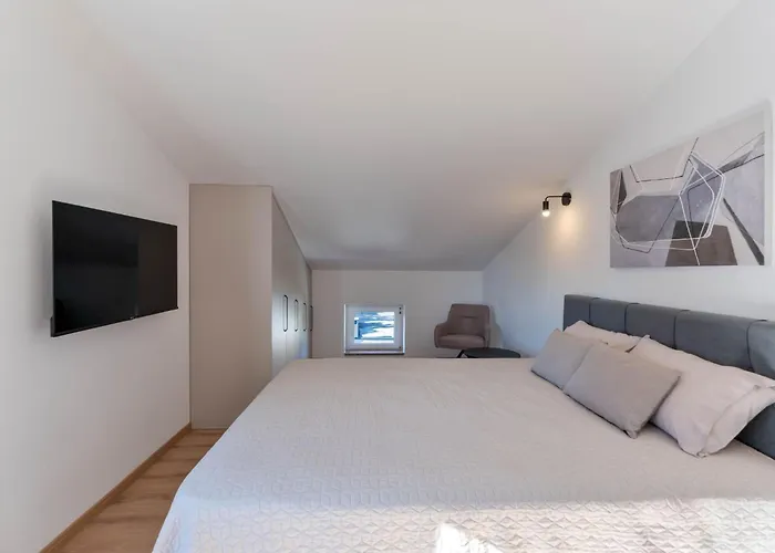 In Mit Privatem Pool By Interhome Tatil Evi *