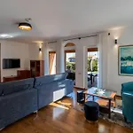 In Mit Privatem Pool By Interhome * Póla