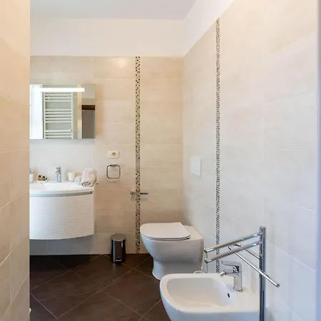 In Mit Privatem Pool By Interhome Pola