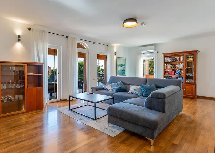 In Mit Privatem Pool By Interhome Vakantiehuis