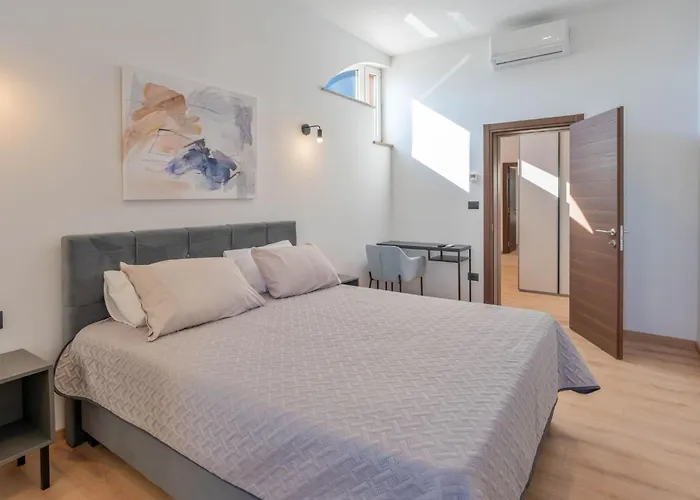 In Mit Privatem Pool By Interhome *