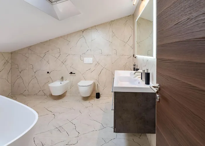 In Mit Privatem Pool By Interhome