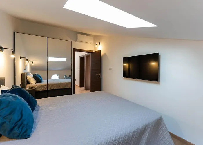 In Mit Privatem Pool By Interhome Pula